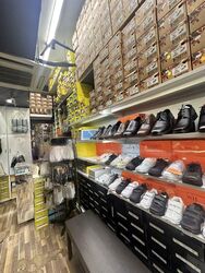705 ANG MO KIO AVENUE 8 (D20), Shop House #454390551